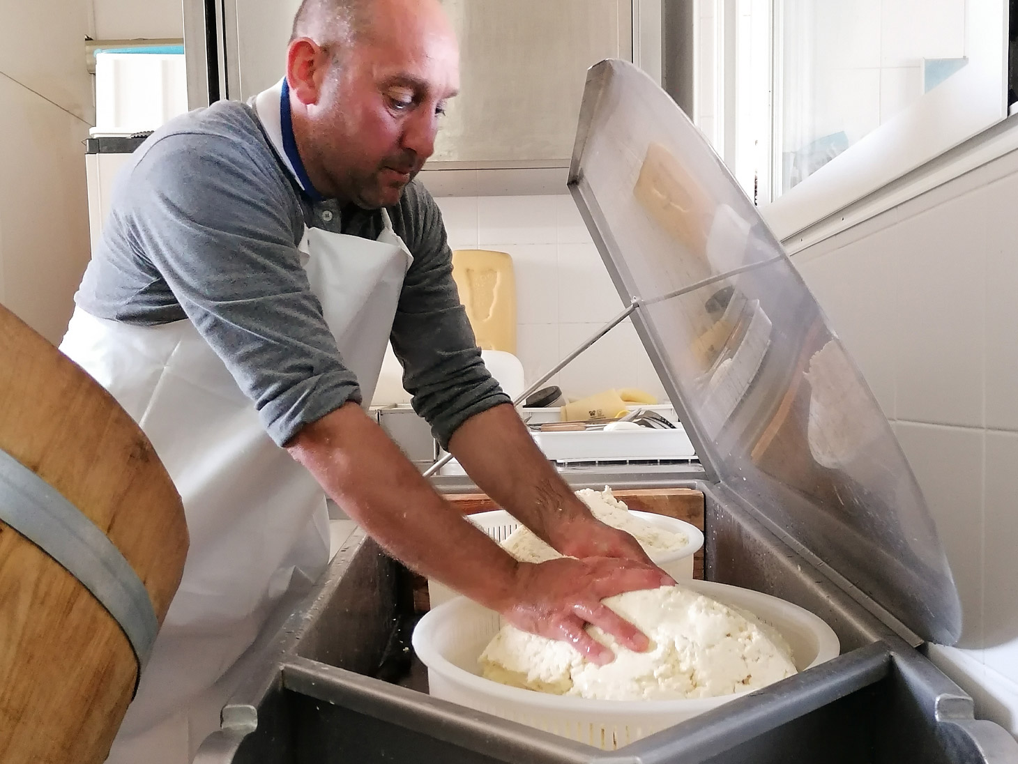 Lavorazione Ragusano DOP lavorazione-Ragusano-DOP