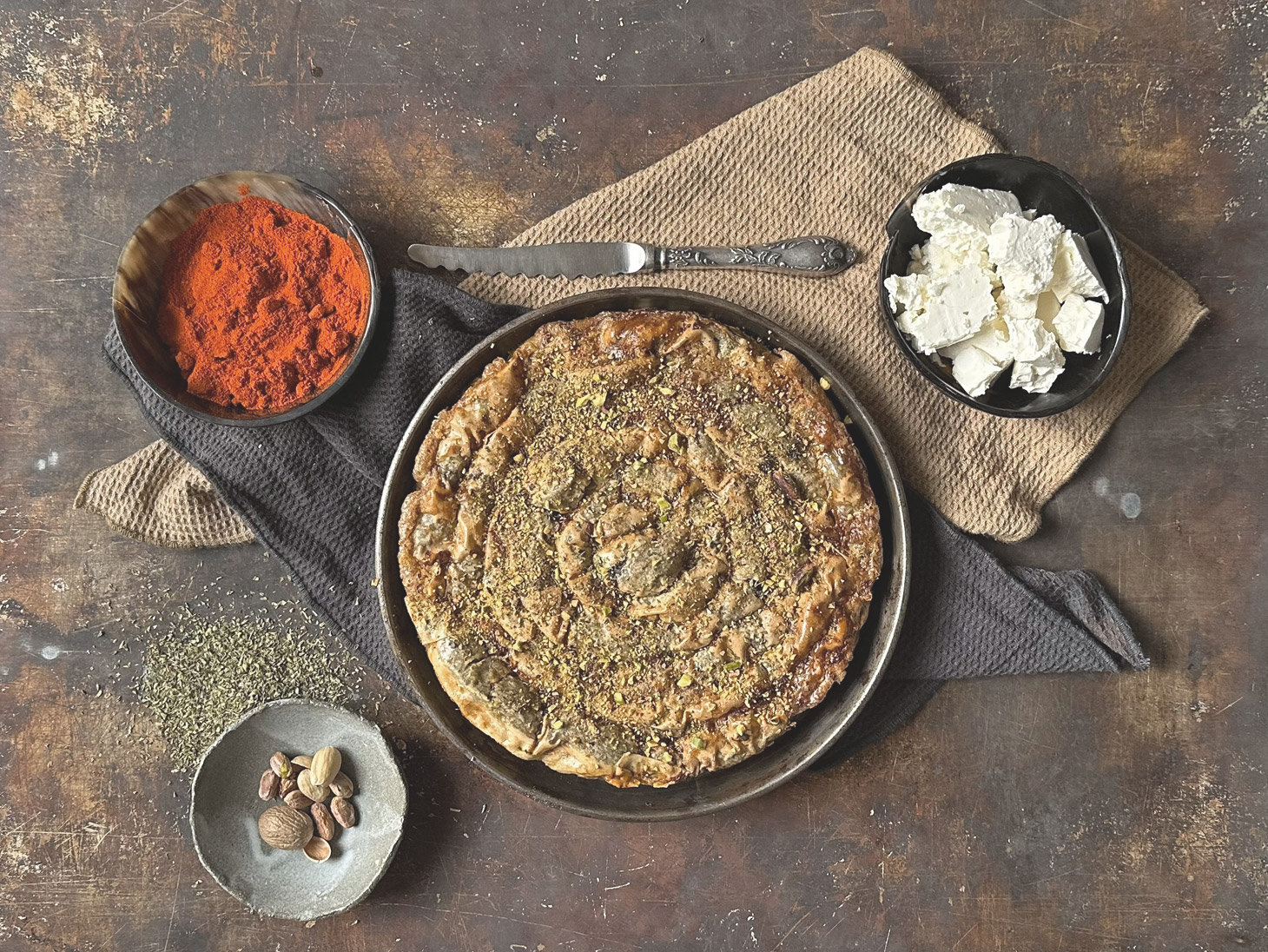 Borek con feta e paprika